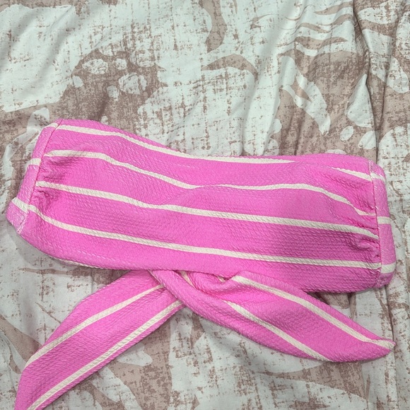 Pink bikini - Picture 2 of 3